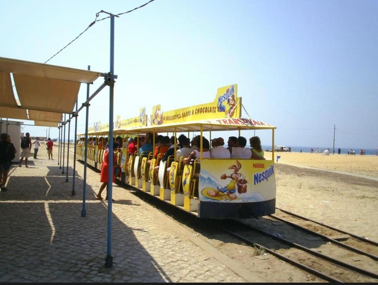 Apartamento Para Ferias 2 Minutos Da Praia 卡帕里卡海岸 外观 照片